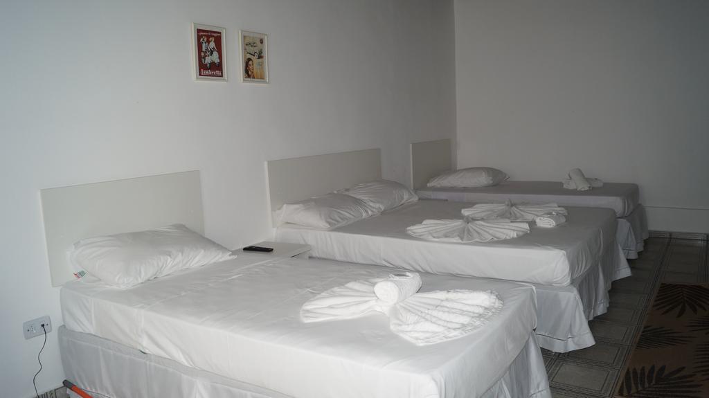 Iguassu Flats Hotel Foz do Iguacu Bagian luar foto